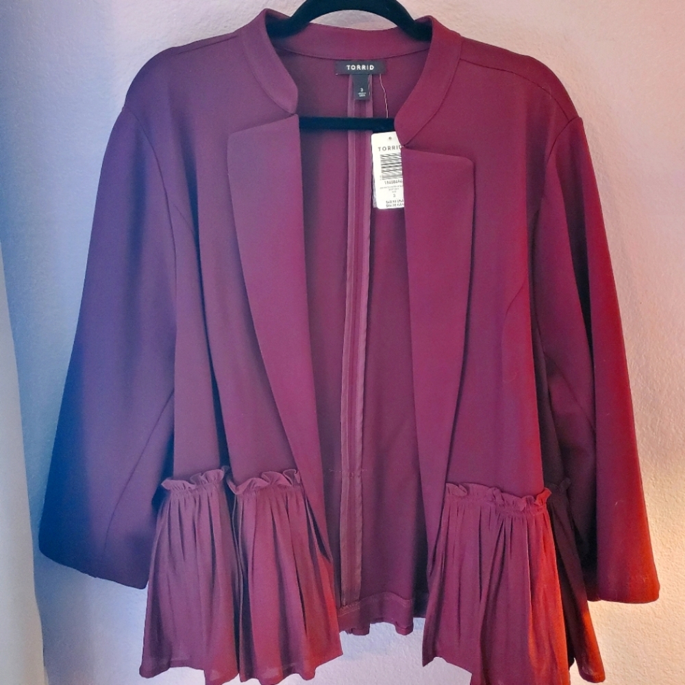 Sz 3 Torrid Maroon Blazer